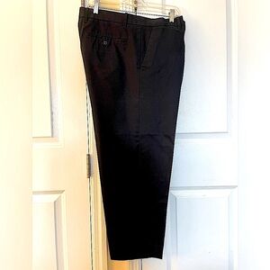 Gap fit Navy Blue Khaki Pant!  Size 38x28 / Size 18!  Great for everyday wear!